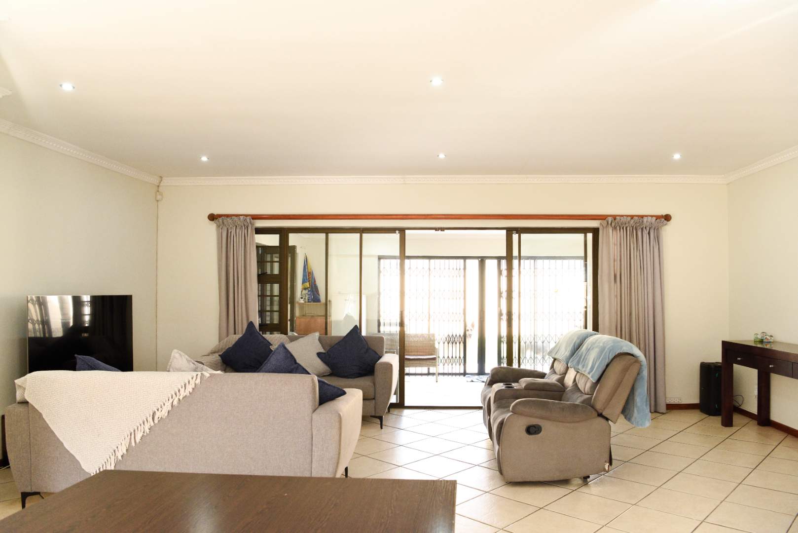 3 Bedroom Property for Sale in Flamingo Vlei Western Cape